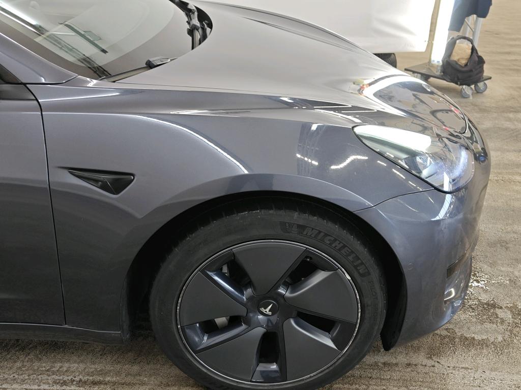 Foto 8 van Tesla Model 3