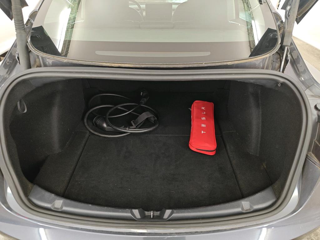 Foto 20 van Tesla Model 3