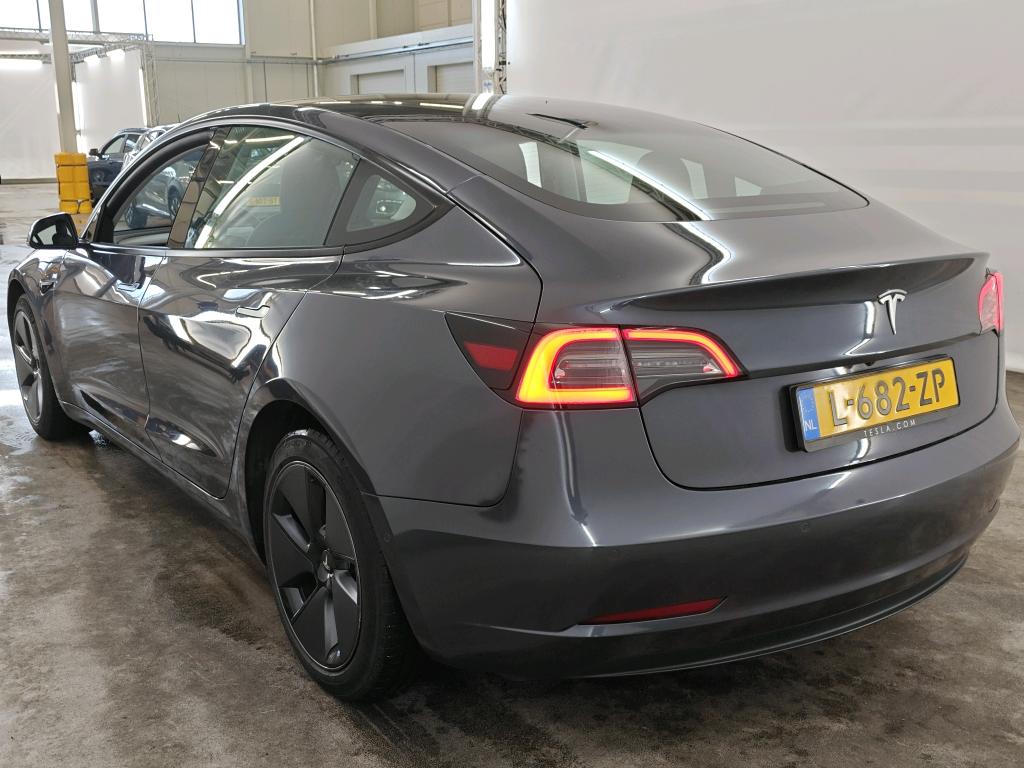 Foto 21 van Tesla Model 3