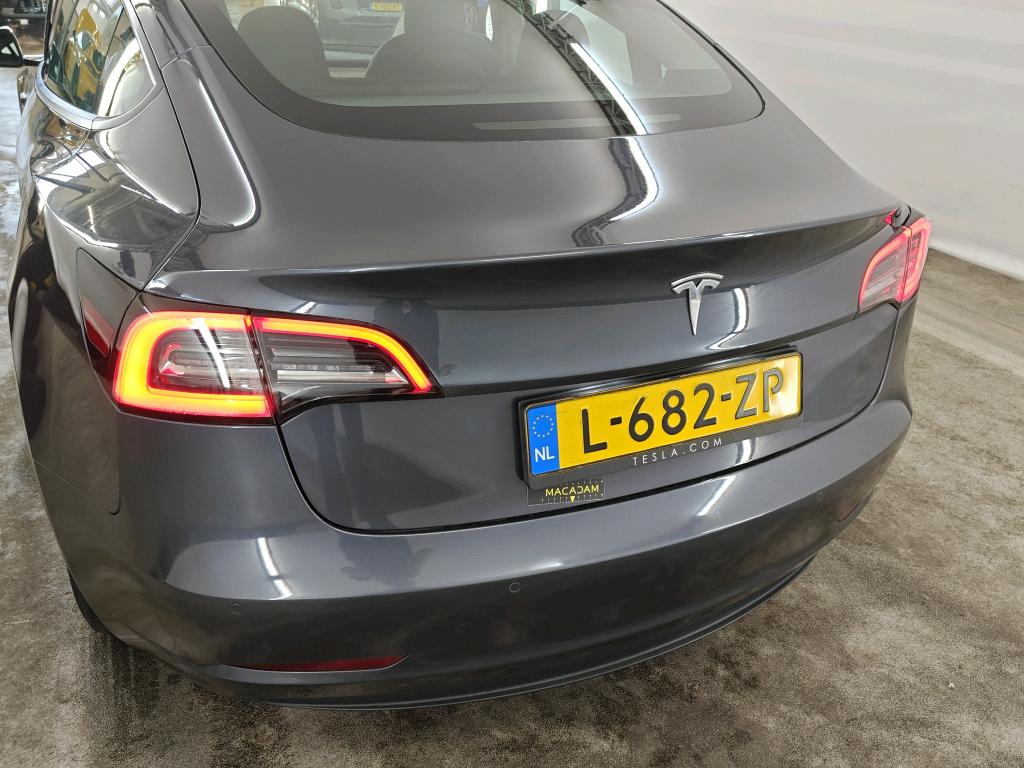 Foto 29 van Tesla Model 3