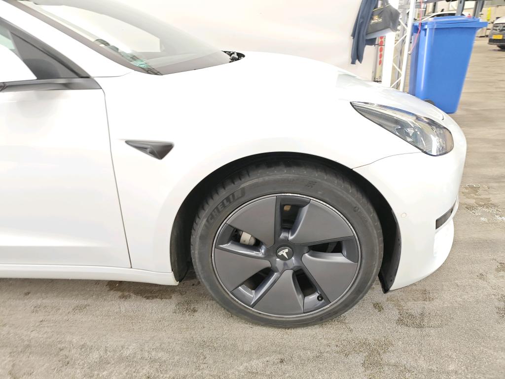 Foto 26 van Tesla Model 3