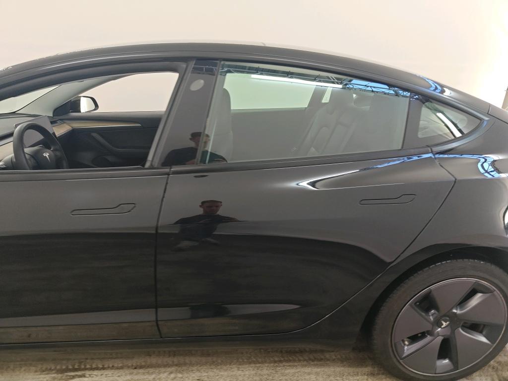 Foto 21 van Tesla Model 3