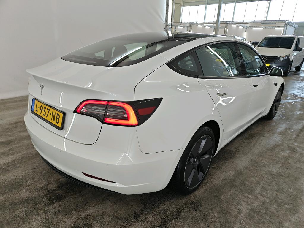 Photo 3 of Tesla Model 3