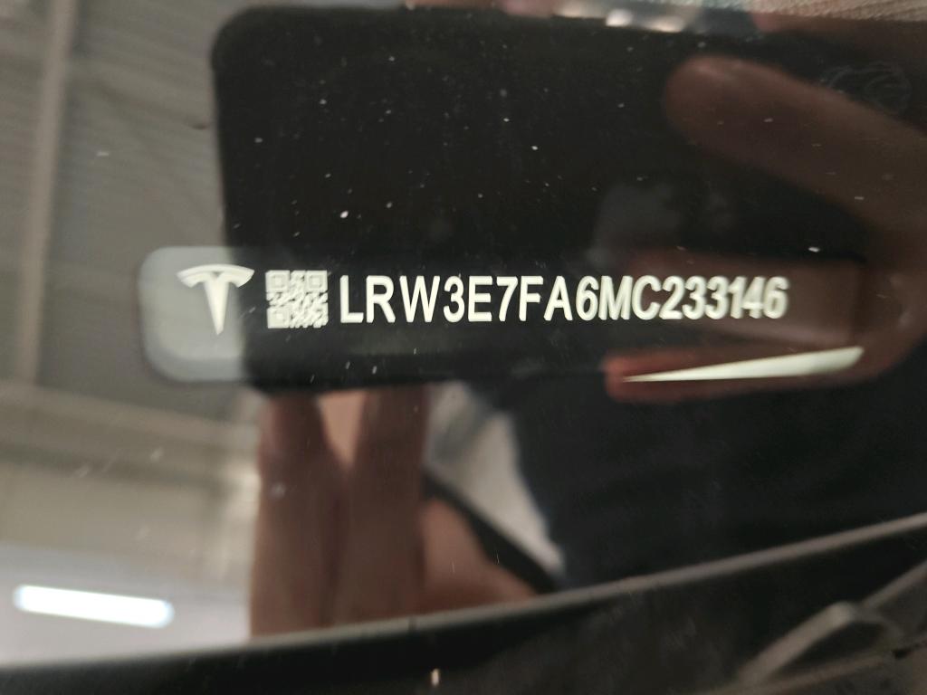 Photo 7 of Tesla Model 3