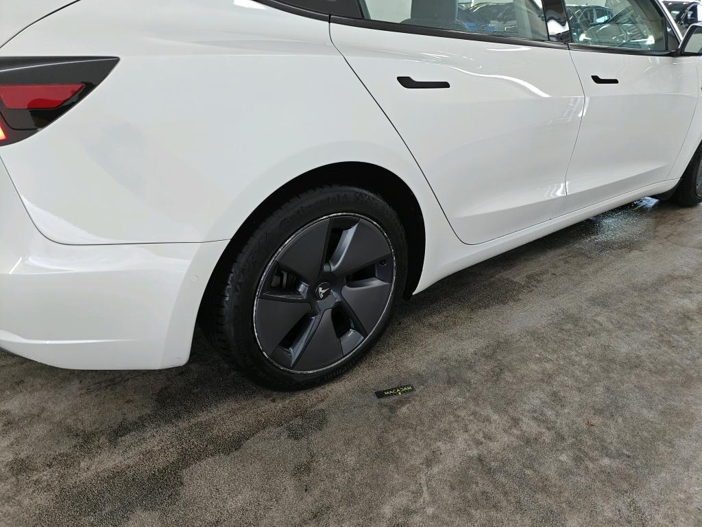 Photo 26 of Tesla Model 3