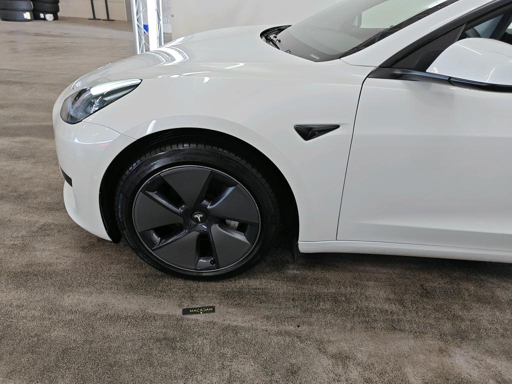 Photo 27 of Tesla Model 3