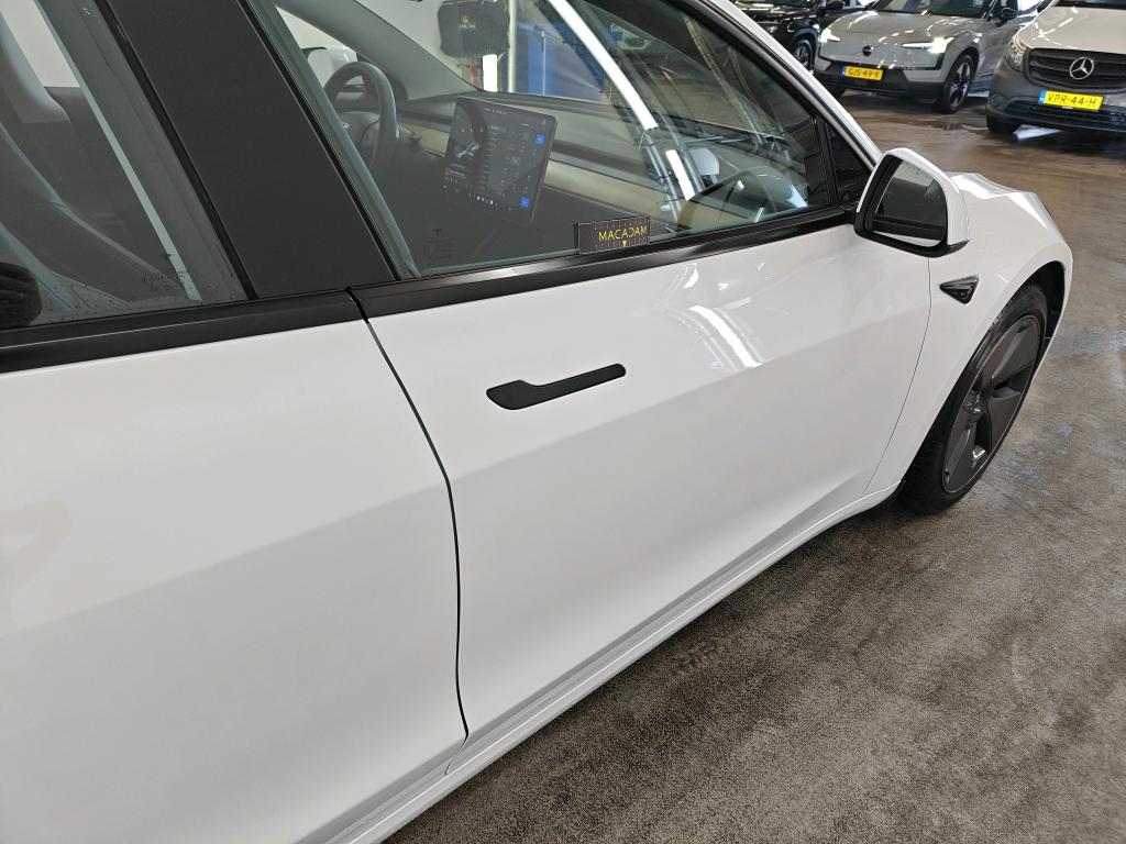Photo 28 of Tesla Model 3