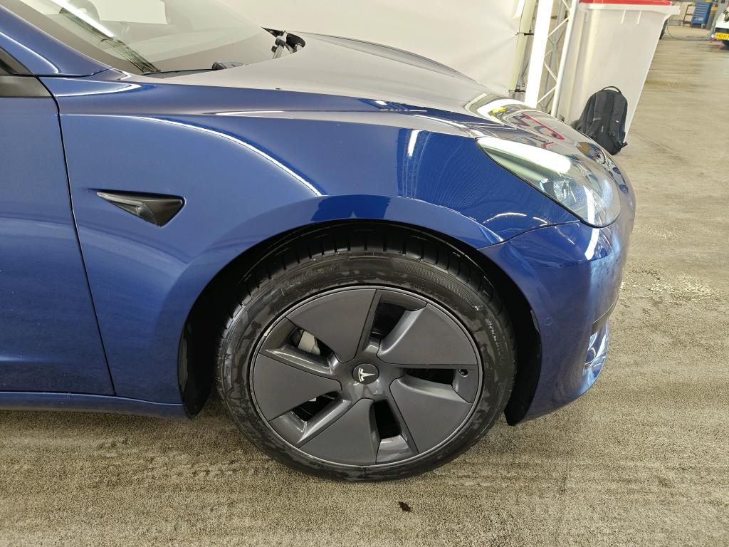 Foto 23 van Tesla Model 3