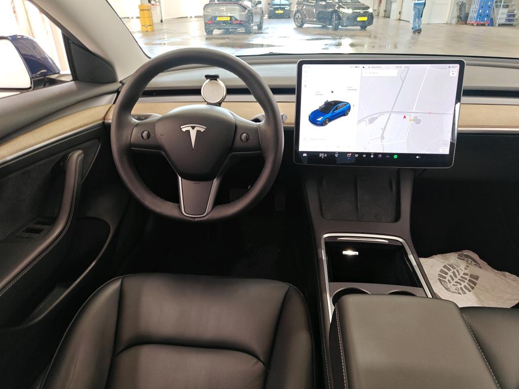 Foto 24 van Tesla Model 3