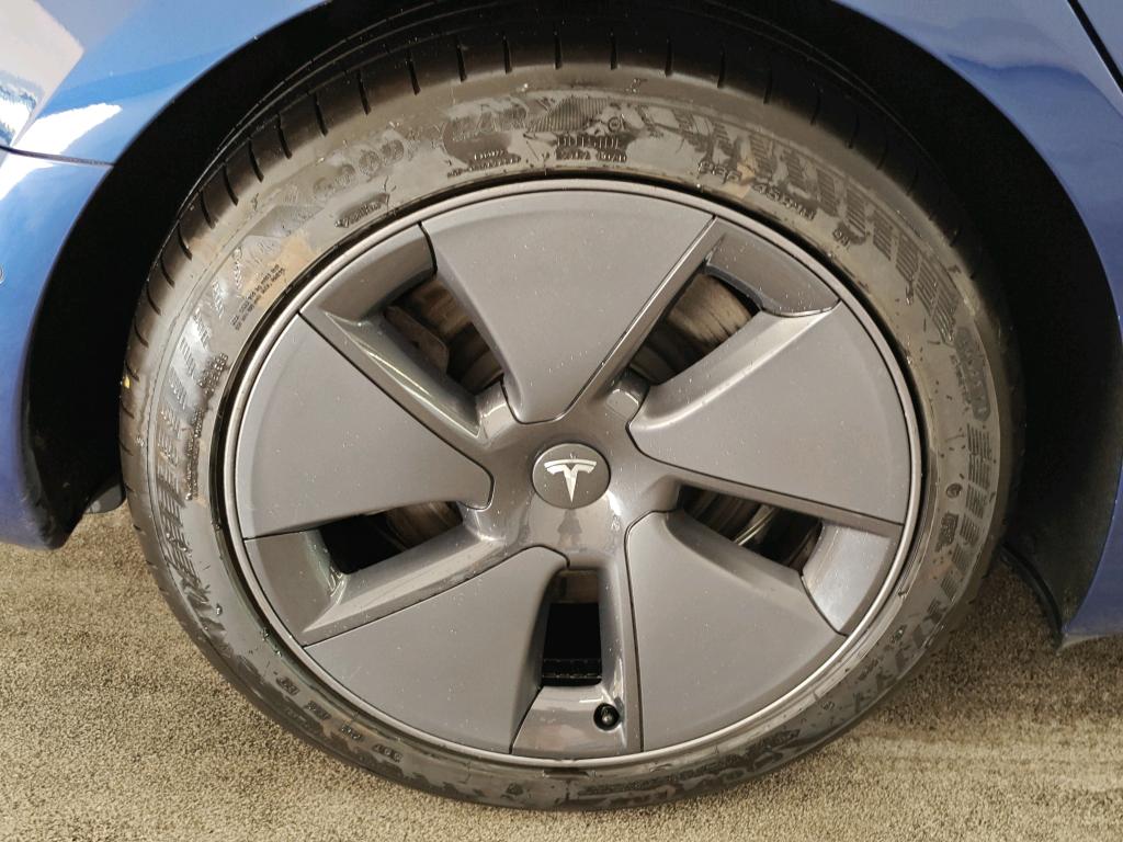 Foto 25 van Tesla Model 3
