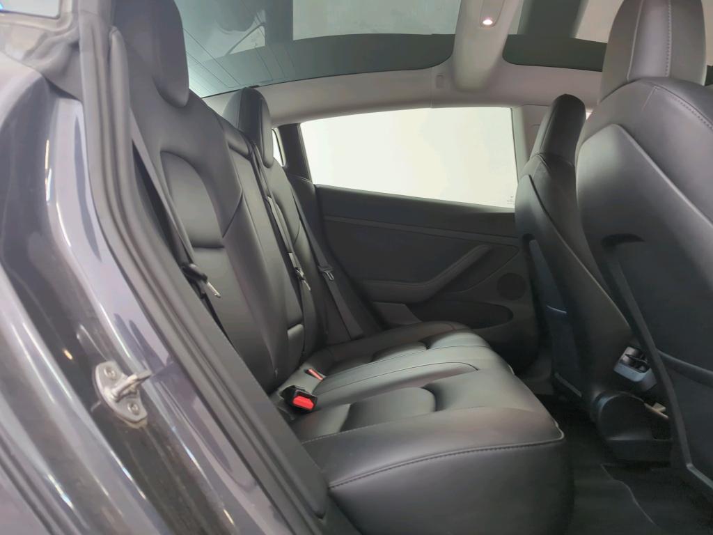 Foto 9 van Tesla Model 3