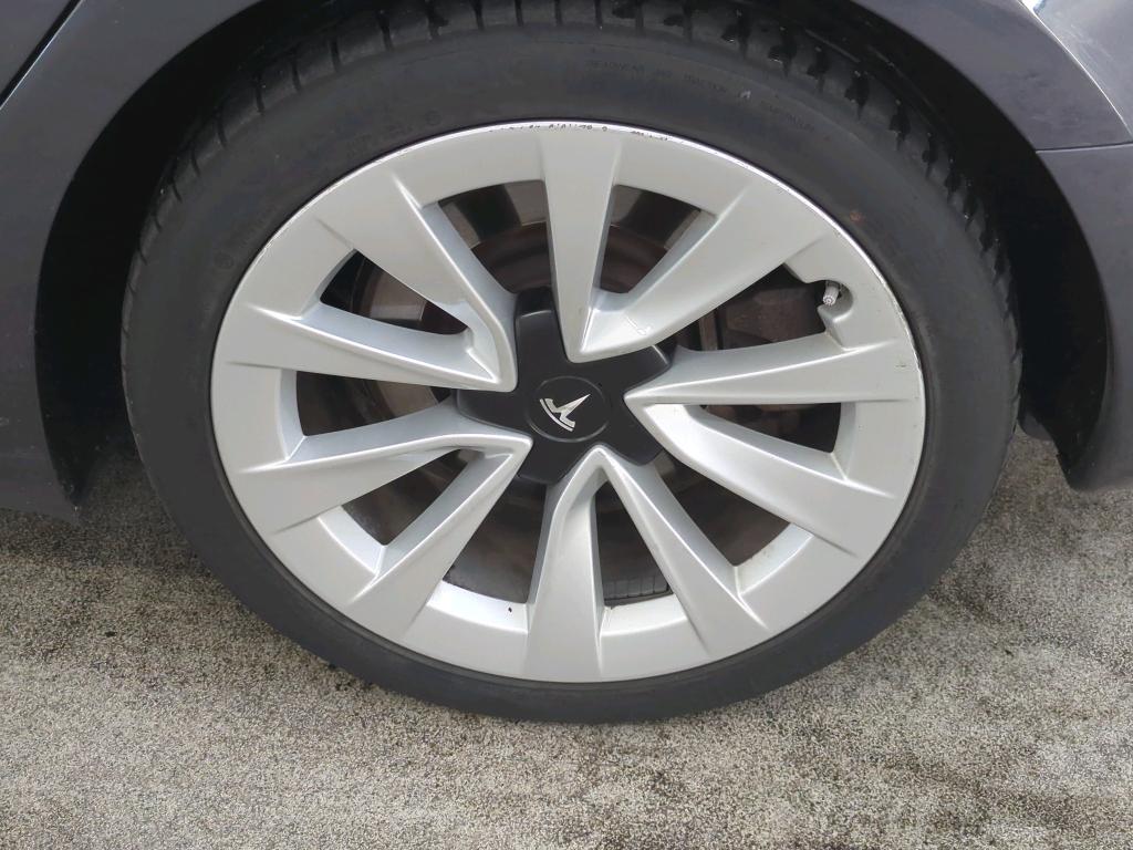 Foto 16 van Tesla Model 3