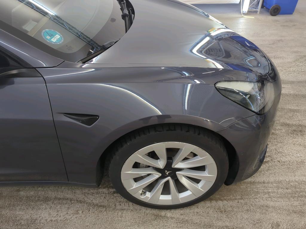 Foto 20 van Tesla Model 3