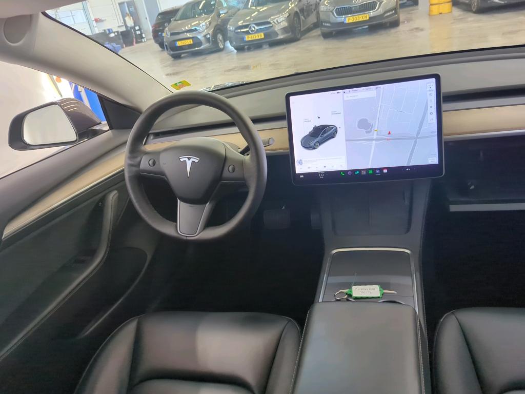 Foto 26 van Tesla Model 3