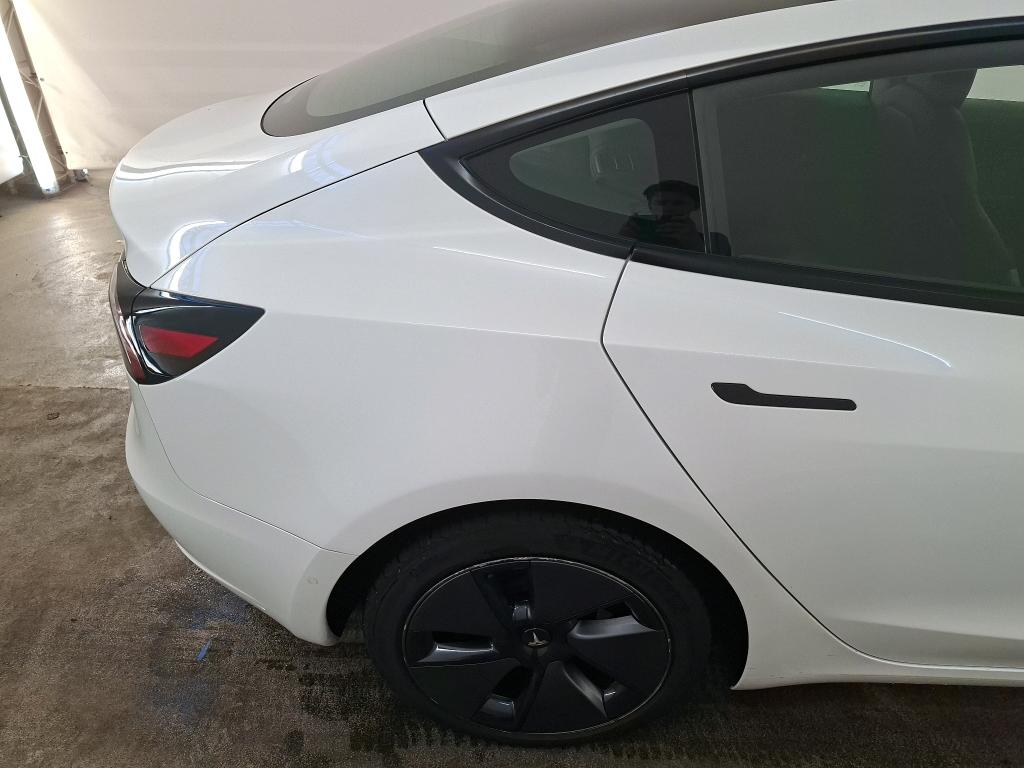 Foto 16 van Tesla Model 3