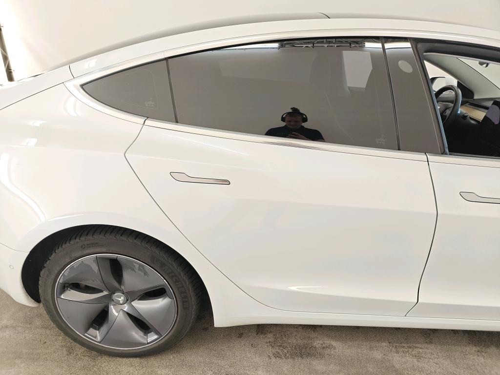 Foto 12 van Tesla Model 3