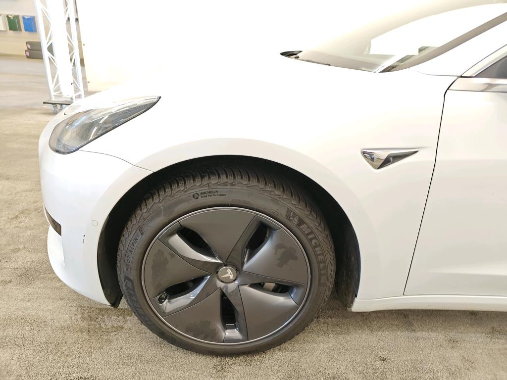 Foto 17 van Tesla Model 3