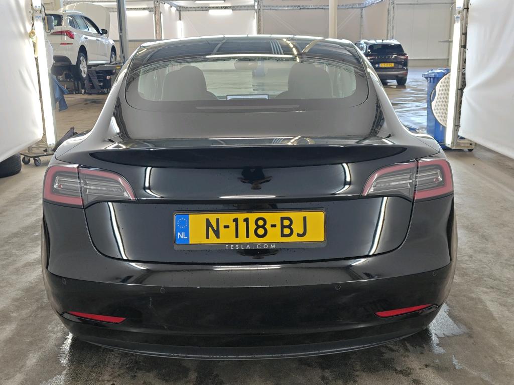 Foto 23 van Tesla Model 3