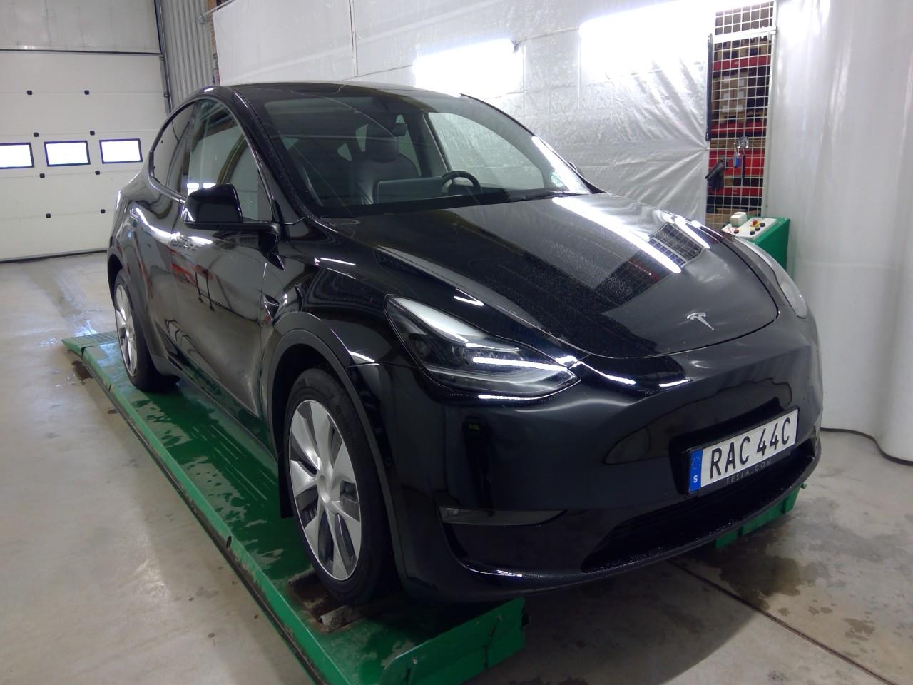 Tesla Y Model Y 75kWh Long-Range AWD