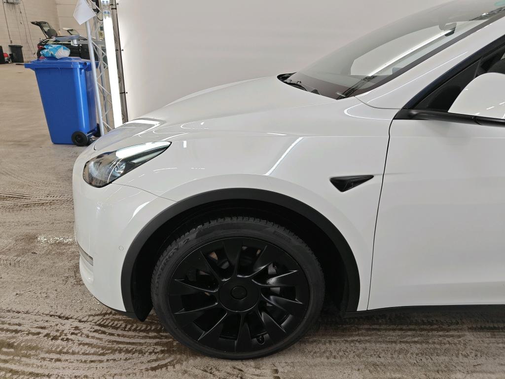 Foto 21 van Tesla Model Y