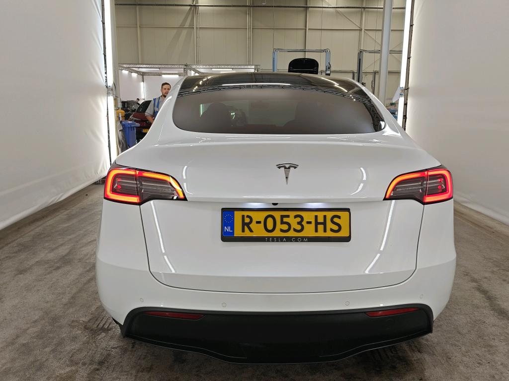 Foto 25 van Tesla Model Y