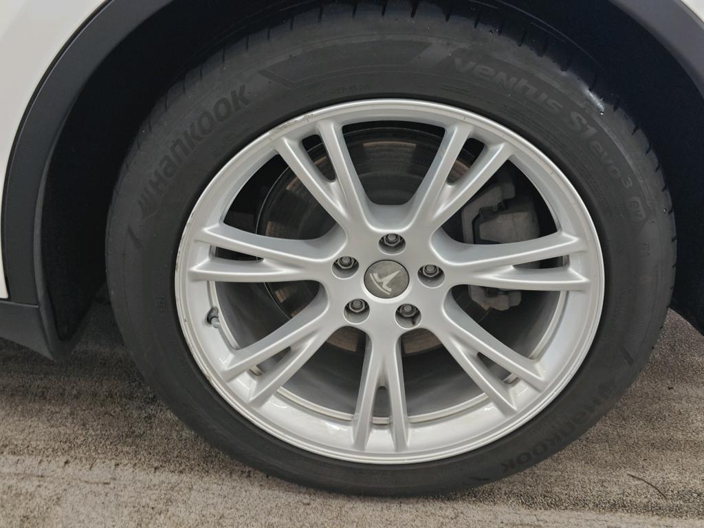 Foto 13 van Tesla Model Y