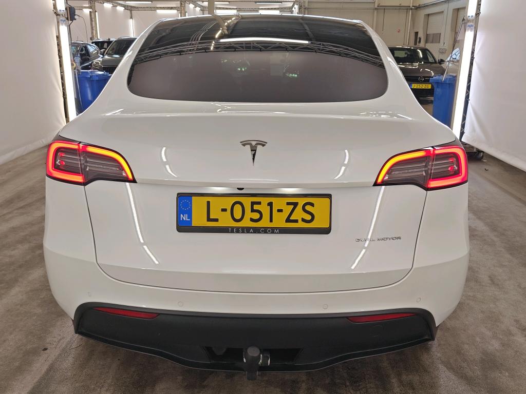Foto 29 van Tesla Model Y