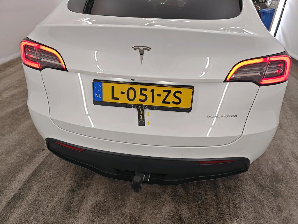 Foto 37 van Tesla Model Y