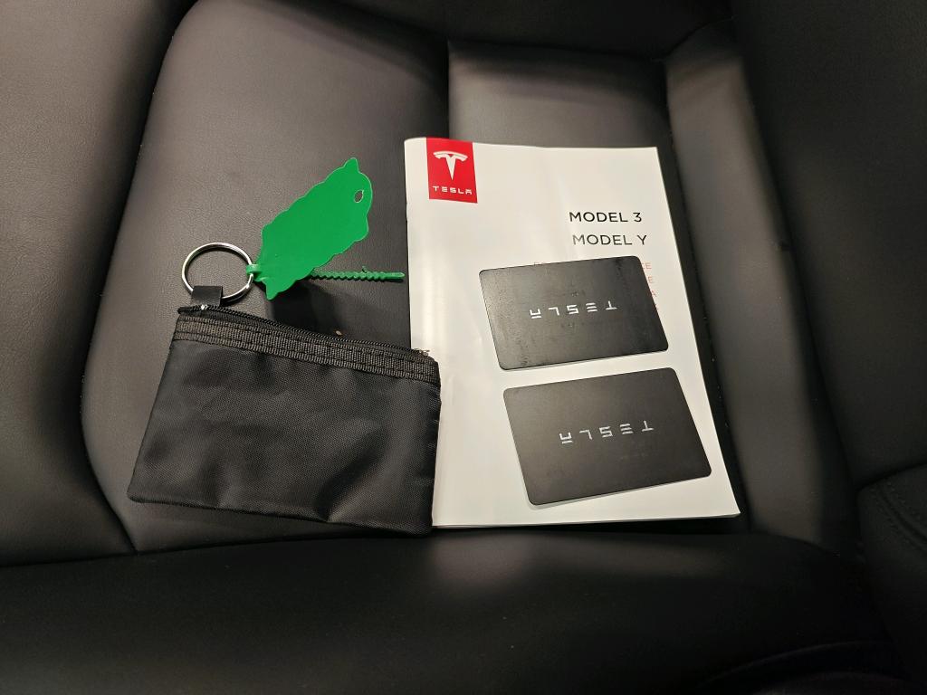 Foto 5 van Tesla Model Y