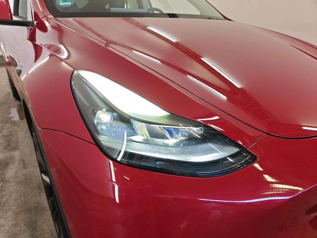 Foto 13 van Tesla Model Y