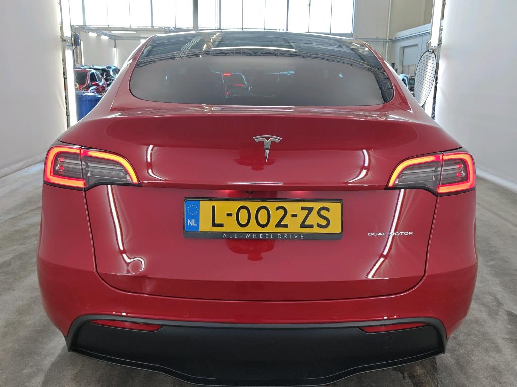 Foto 22 van Tesla Model Y