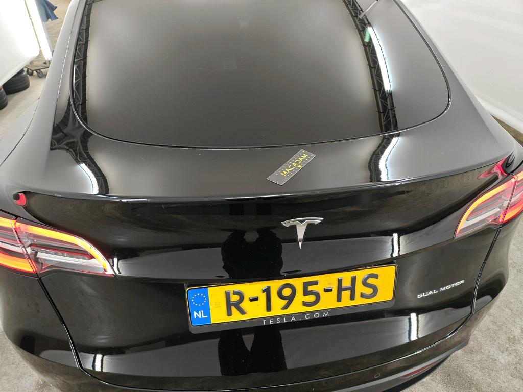 Foto 34 van Tesla Model Y