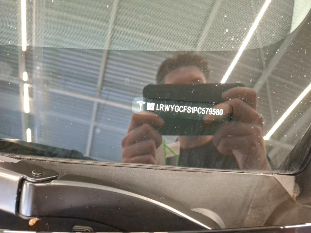 Photo 4 of Tesla Model Y
