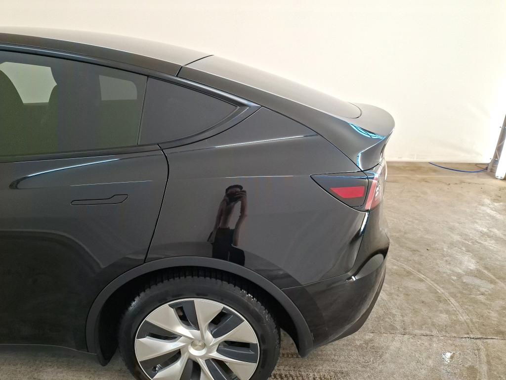 Photo 7 of Tesla Model Y