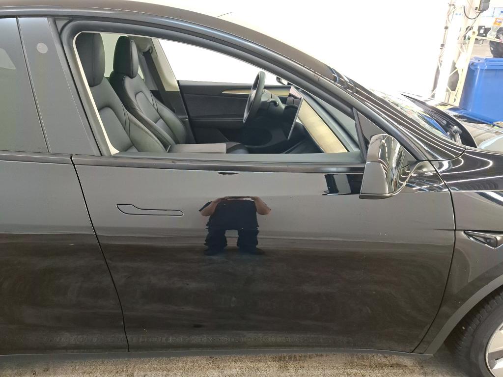 Photo 17 of Tesla Model Y