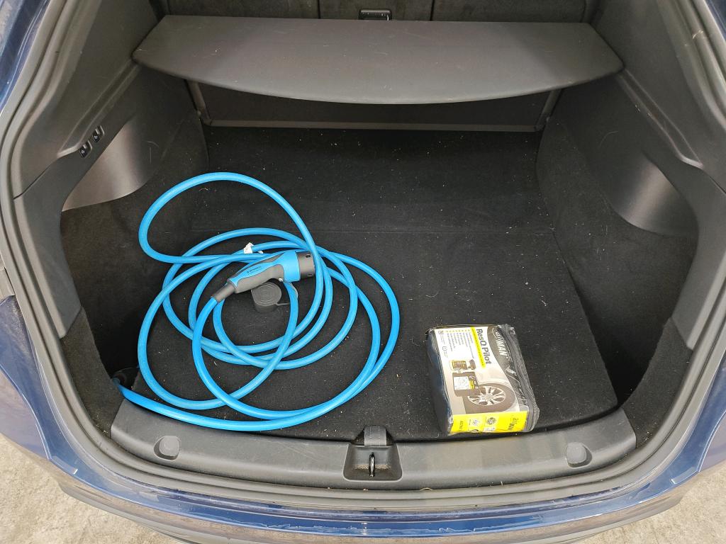 Foto 18 van Tesla Model Y