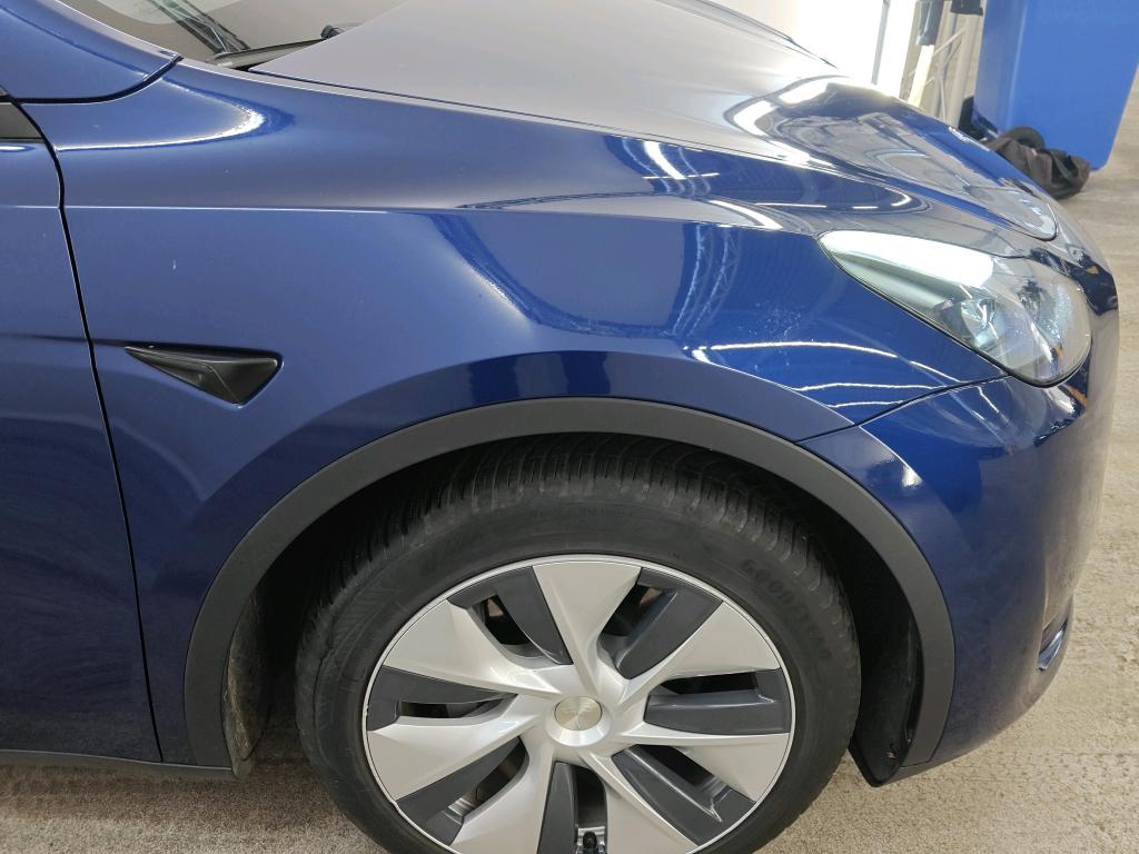 Foto 19 van Tesla Model Y