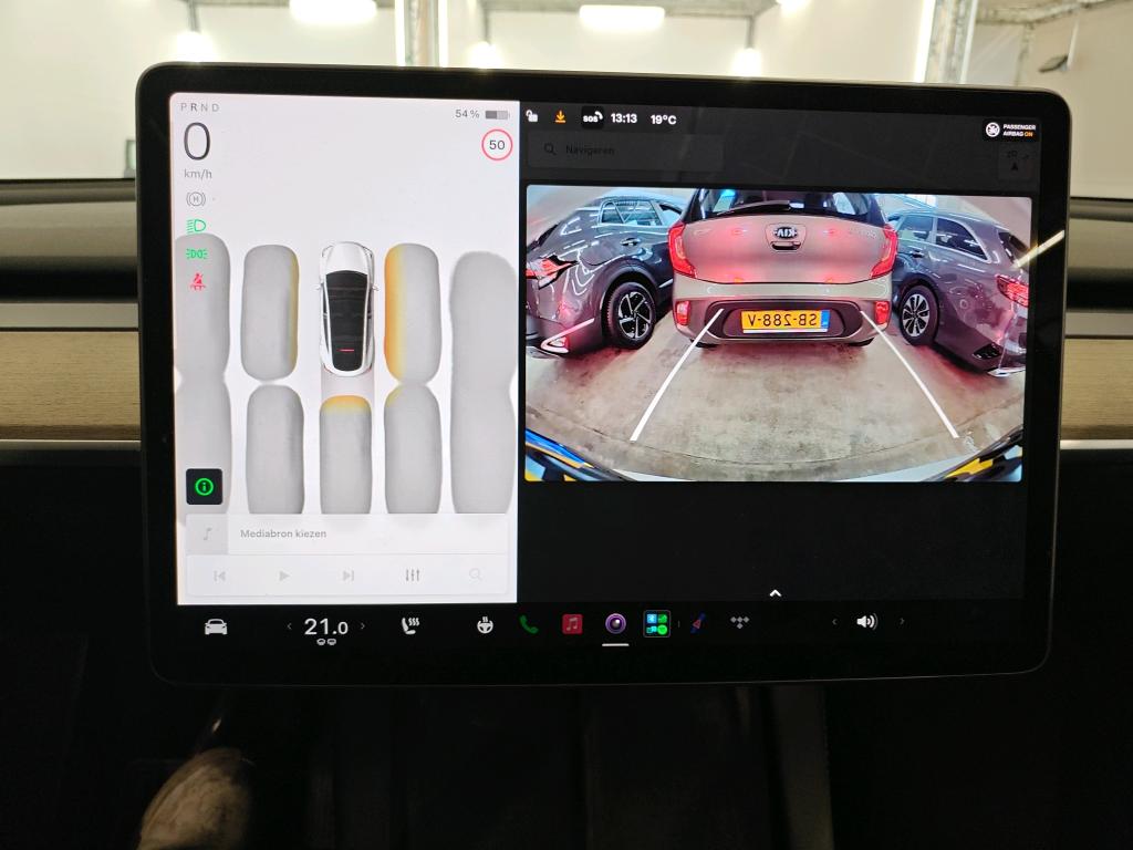 Foto 19 van Tesla Model Y