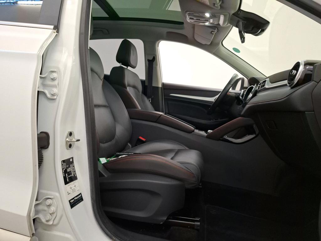 Foto 3 van MG ZS
