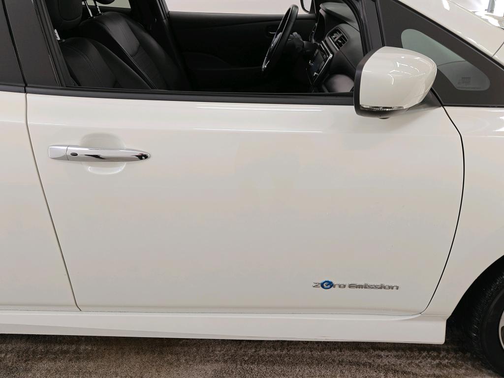 Foto 14 van Nissan Leaf