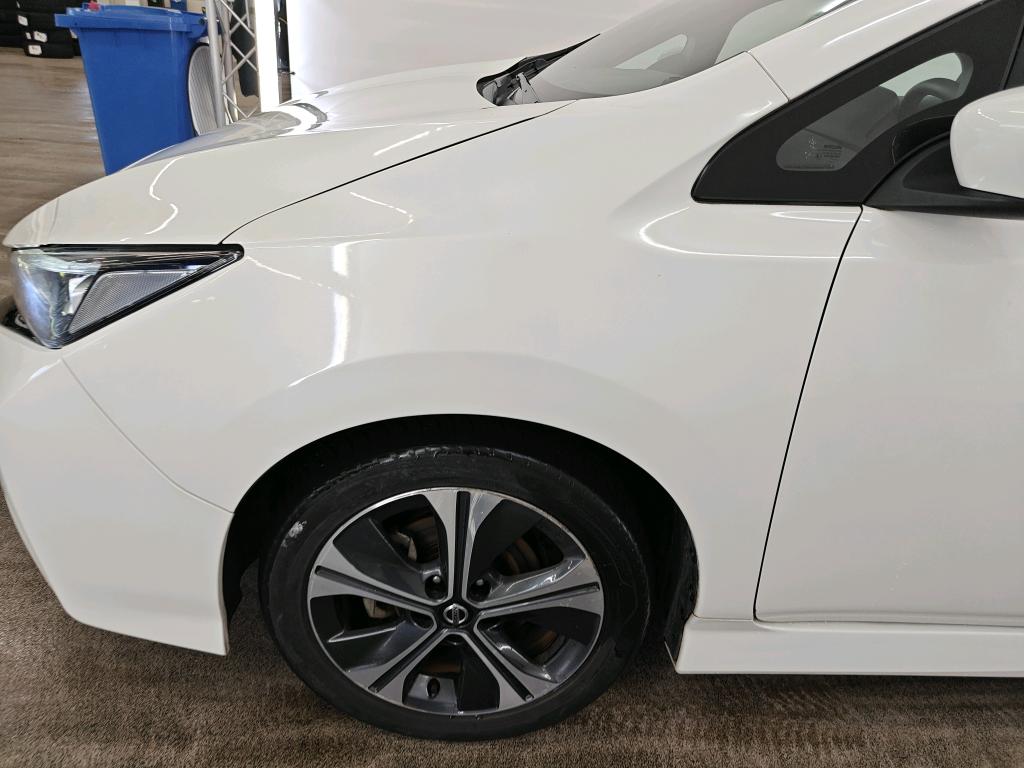 Photo 9 of Nissan Leaf
