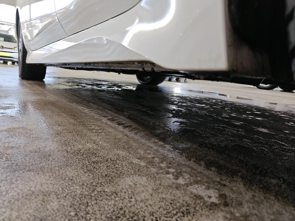 Photo 15 of Nissan Leaf