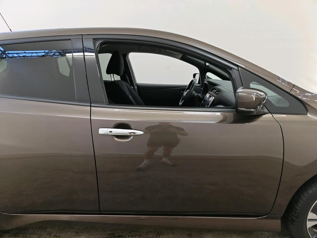 Foto 10 van Nissan Leaf
