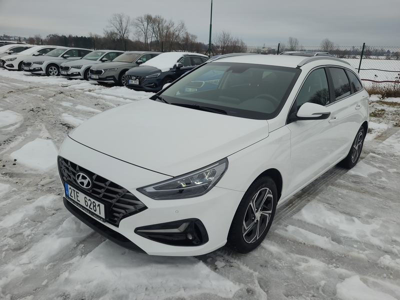 Hyundai I30  i30 (PD)(01.2017 ->) i30 1.5i Smart kombi 5d