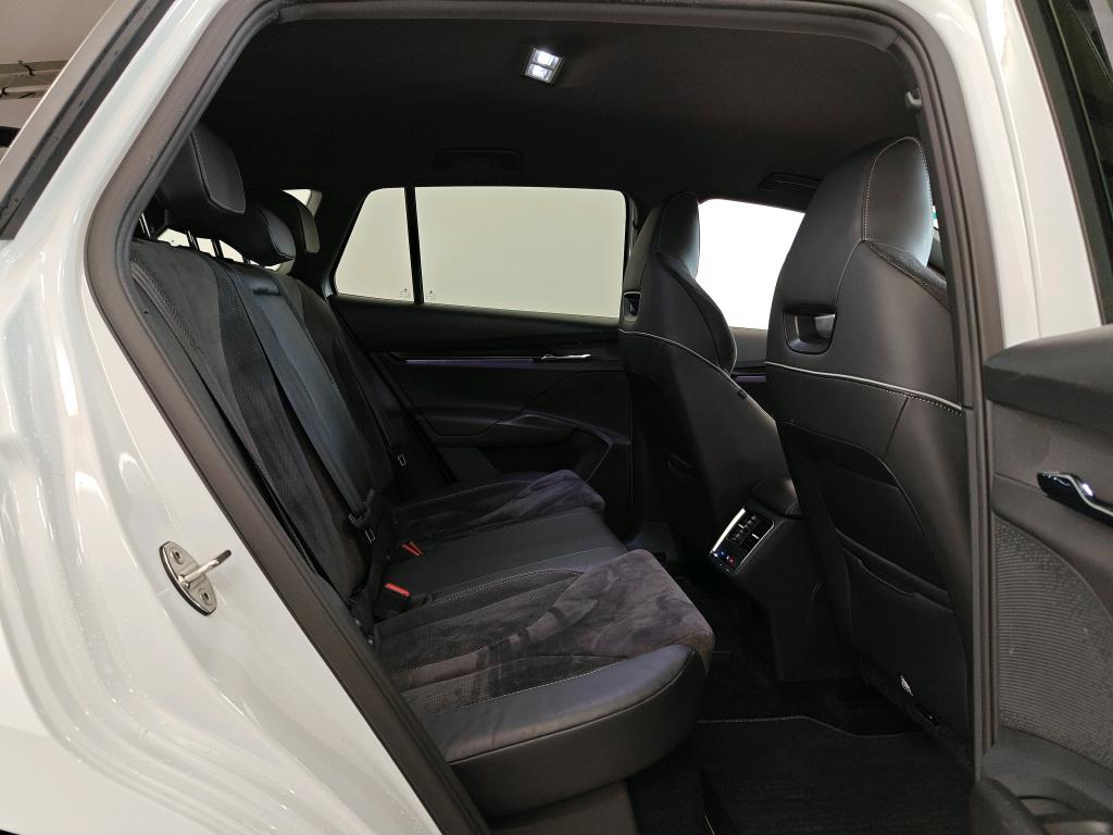 Foto 24 van Skoda Enyaq