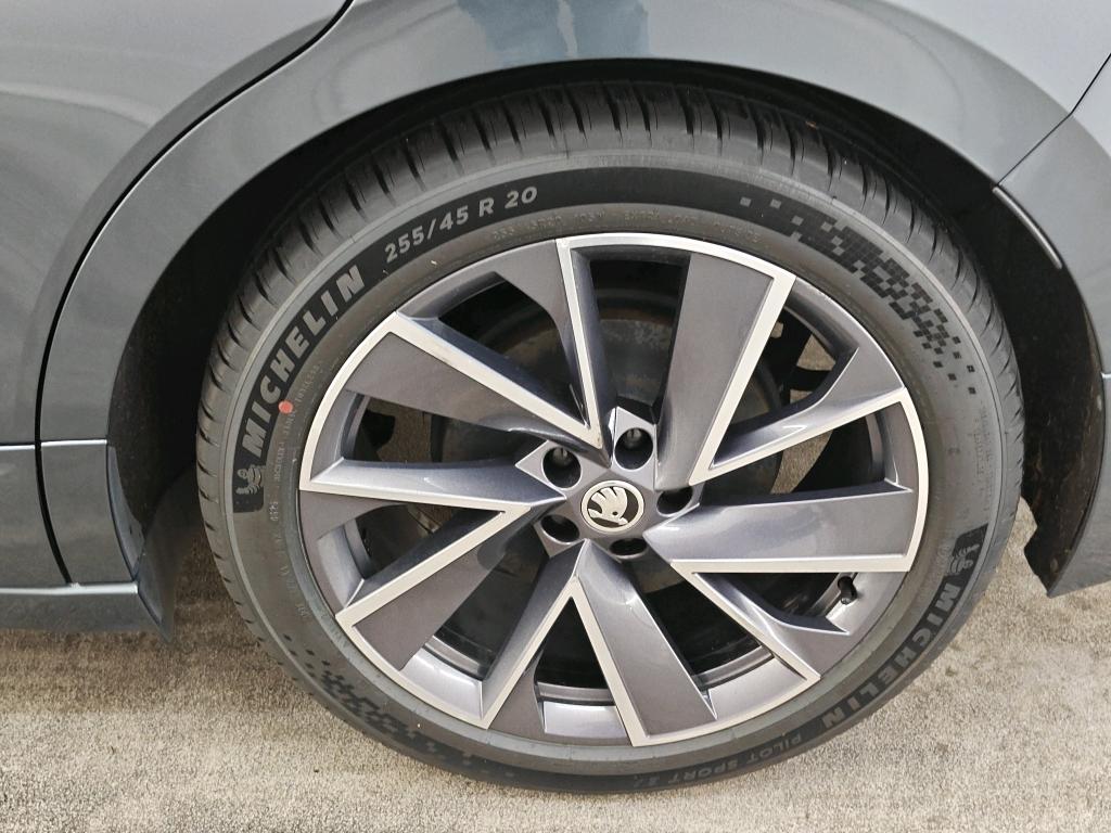 Foto 25 van Skoda Enyaq