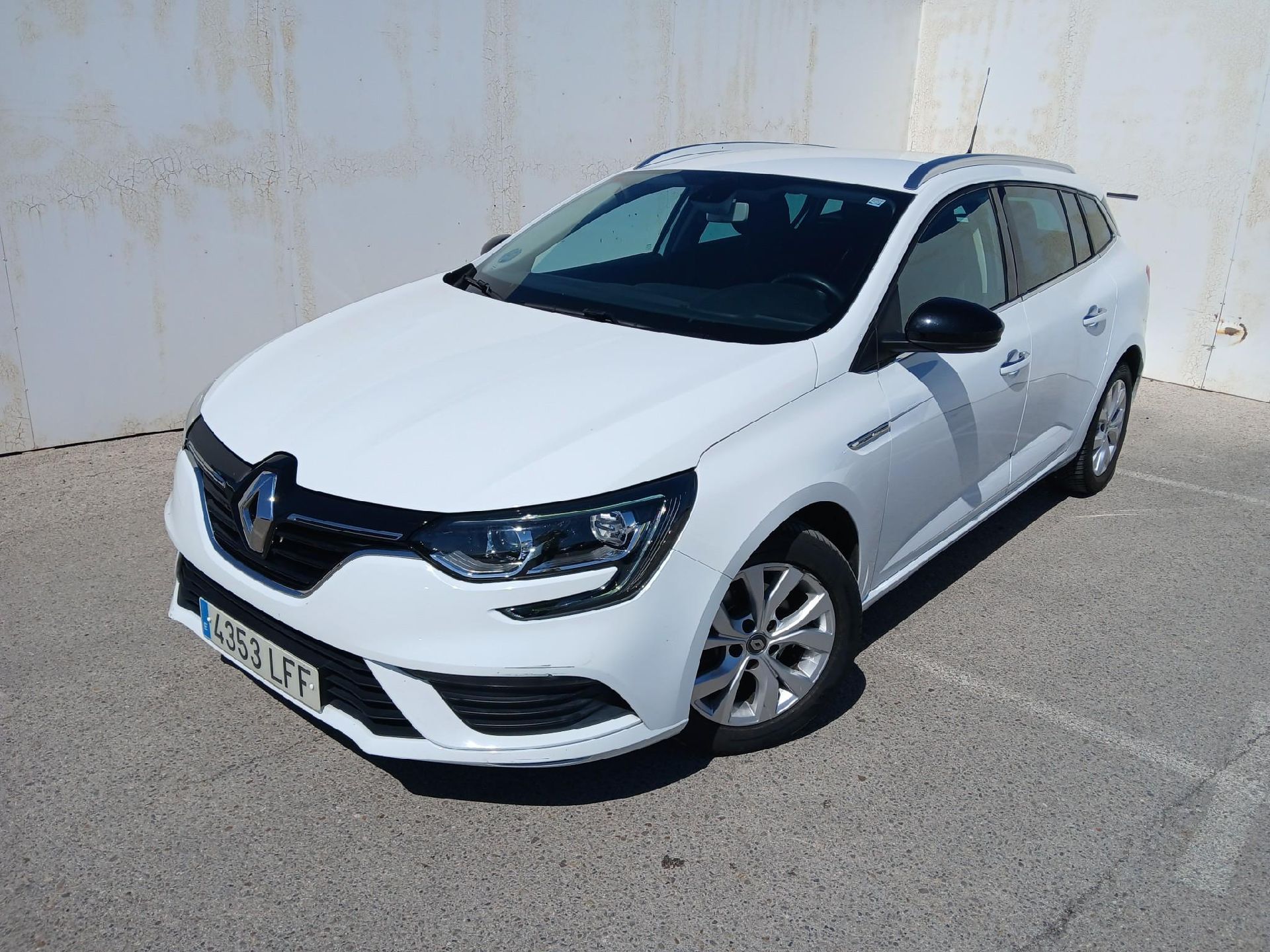Renault MEGANE RENAULT Mégane / 2015 / 5P / familiar S.T. Limited Blue dCi 85 kW (115CV)
