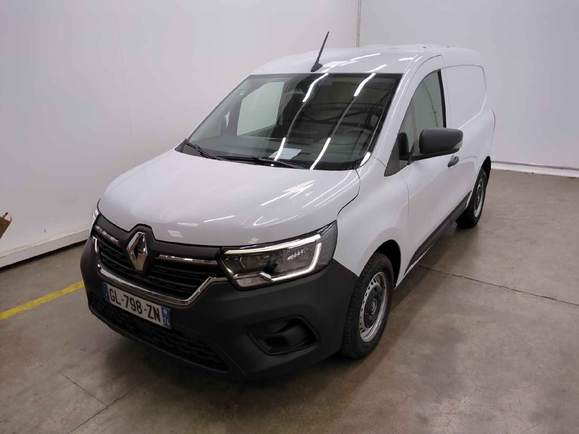 Renault Express RENAULT Kangoo Express VU 4p Fourgonnette Grand Confort - Blue dCi 95