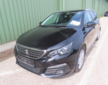 Peugeot 308 PEUGEOT 308 SW BlueHDi 130 EAT6 Stop & Start Allure Business-Paket 5d 96kW