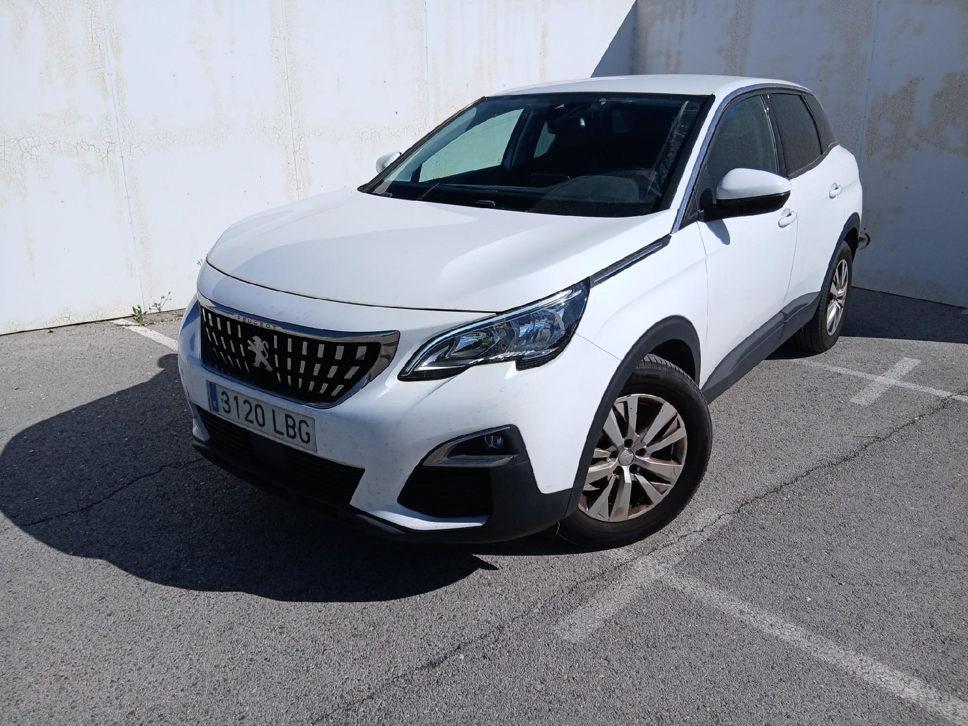 Peugeot 3008 PEUGEOT 3008 / 2016 / 5P / todoterreno 1.5L BlueHDi 96kW (130CV) S&S Active (AC2)